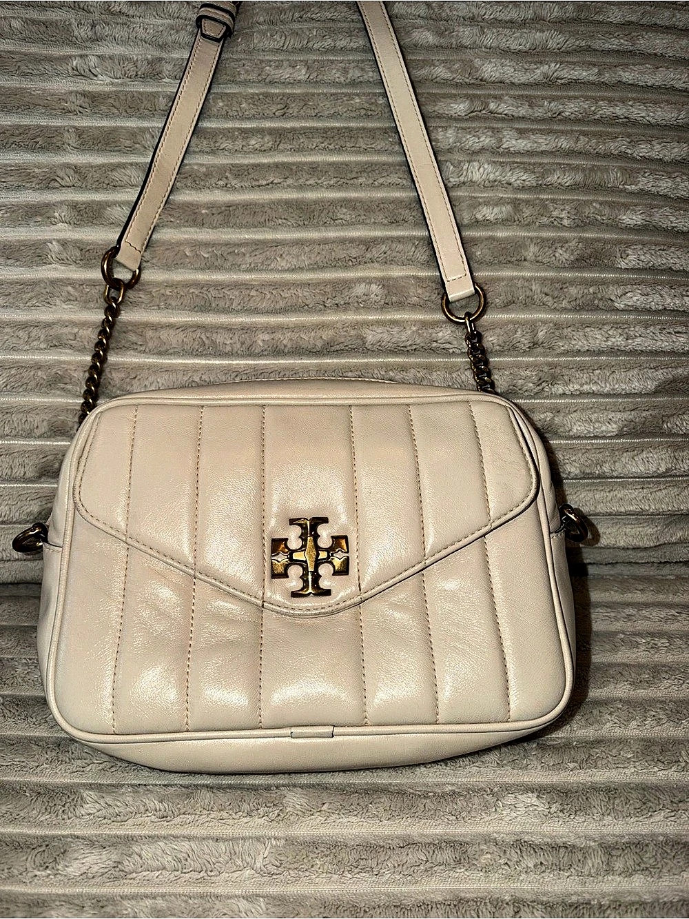 Tory Burch Fleming Soft Camera Bag Quilted Crossbody Cream